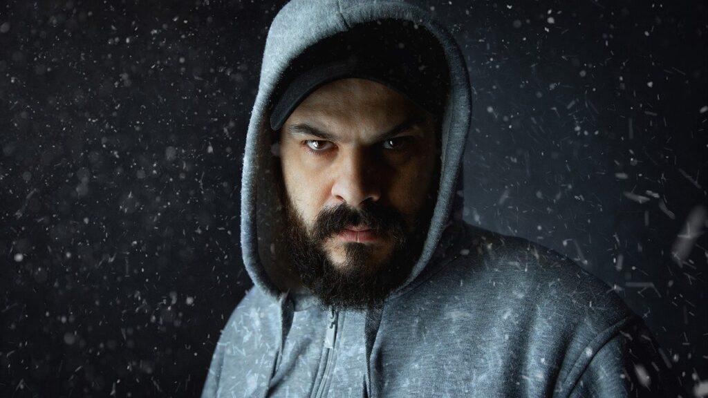 męska bluza z kapturem